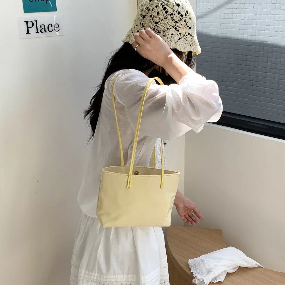 Minimalist Shoulder Bag