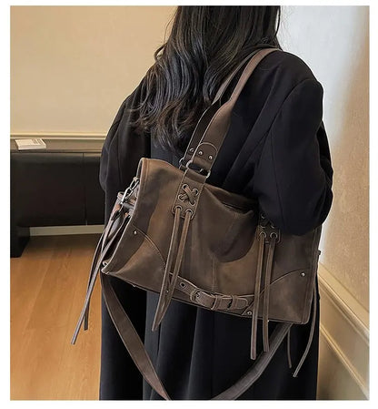 Vintage Tassel Shoulder Bag