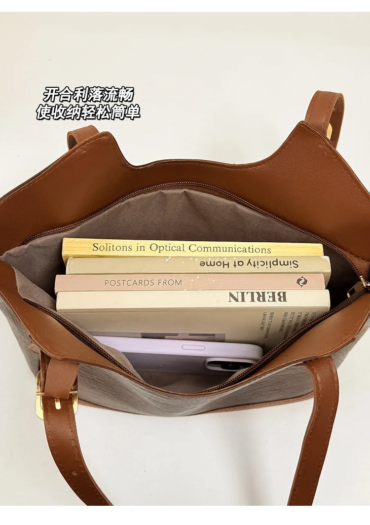 Classic Retro Shoulder Bag