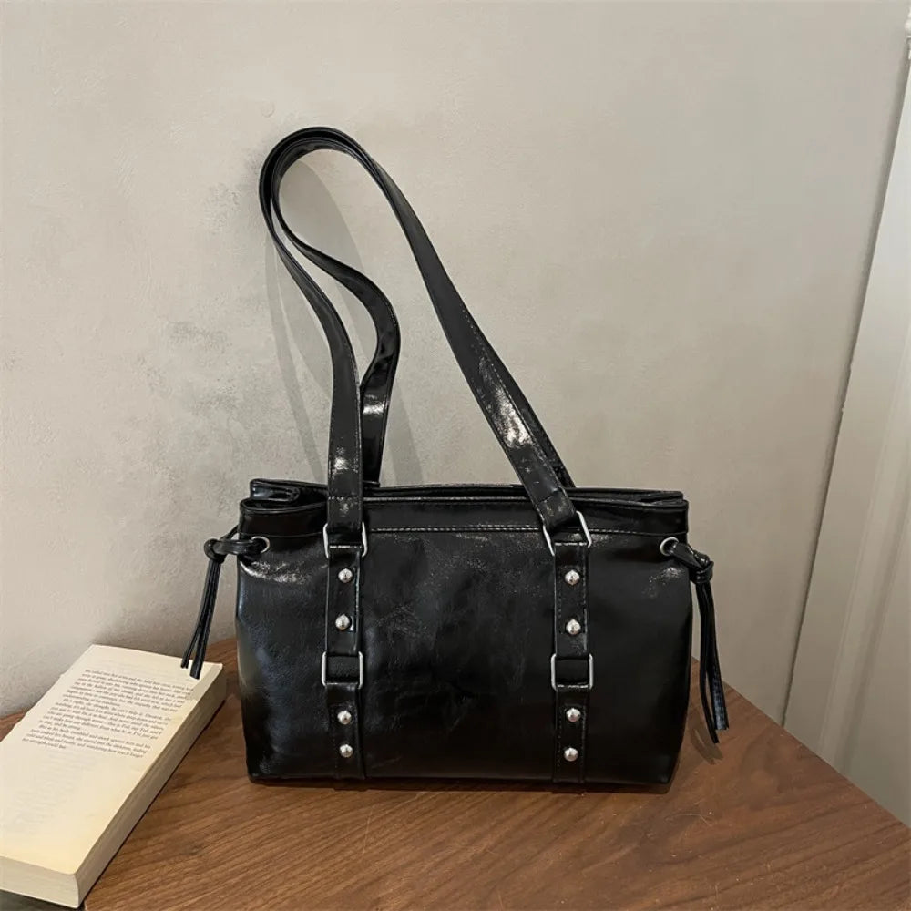 Women's Retro Leather Tote Bag