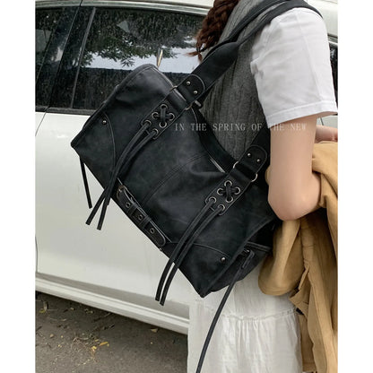 Vintage Tassel Shoulder Bag