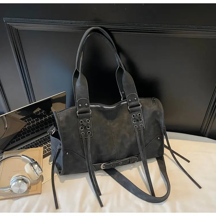 Vintage Tassel Shoulder Bag
