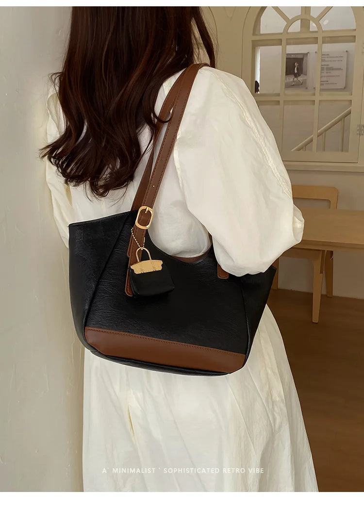 Classic Retro Shoulder Bag