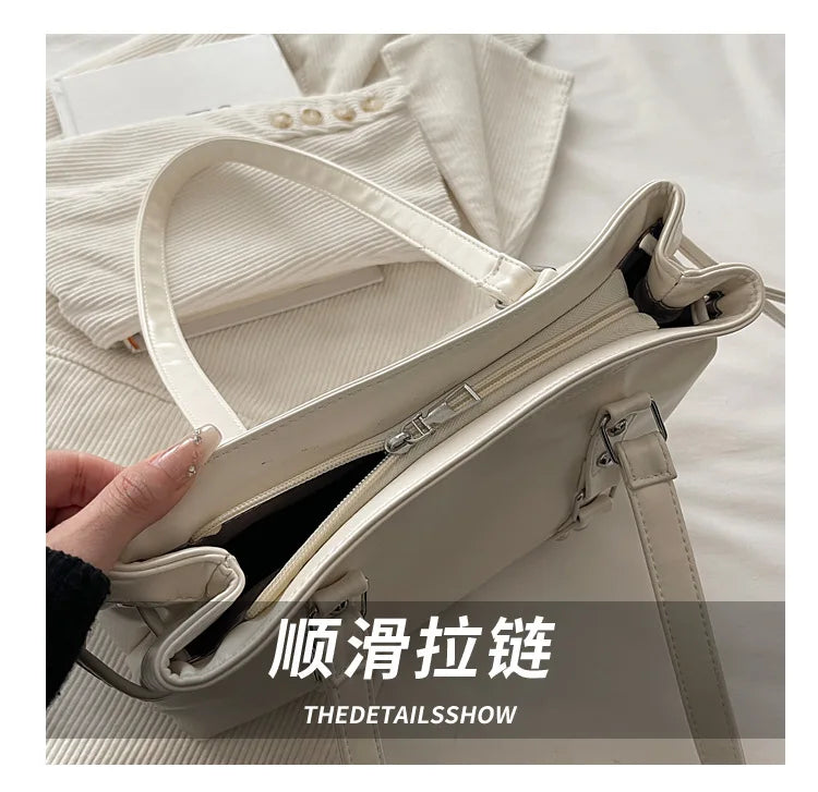 Women's Retro Leather Tote Bag