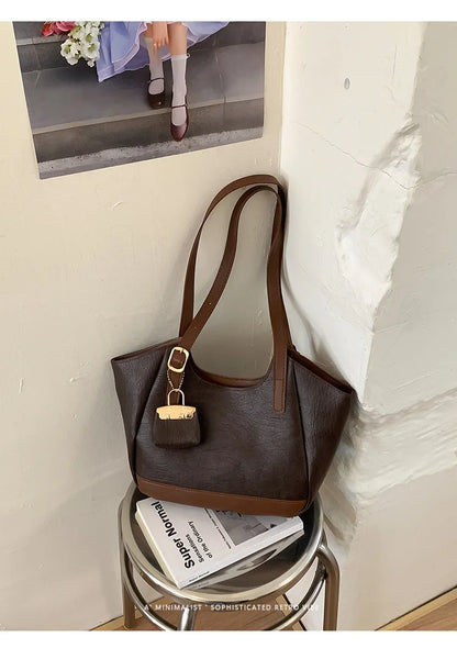 Classic Retro Shoulder Bag