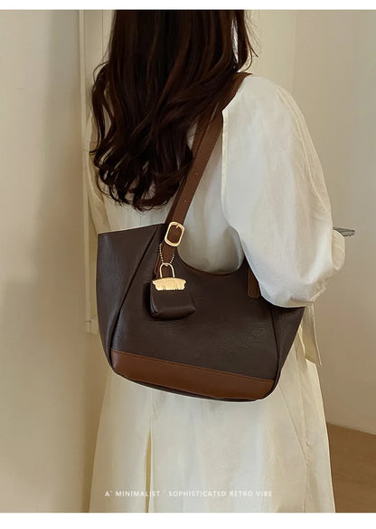 Classic Retro Shoulder Bag