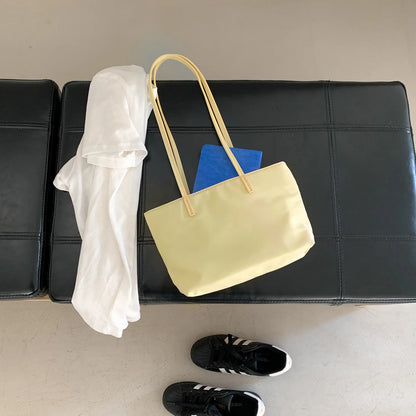 Minimalist Shoulder Bag