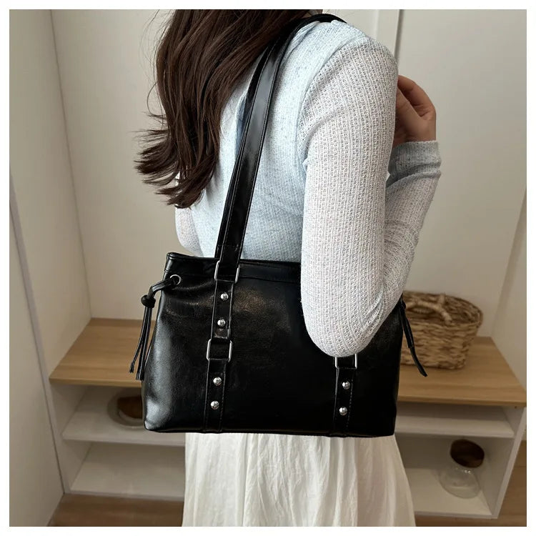 Women's Retro Leather Tote Bag