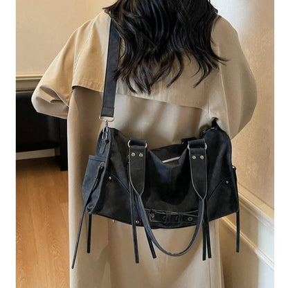 Vintage Tassel Shoulder Bag